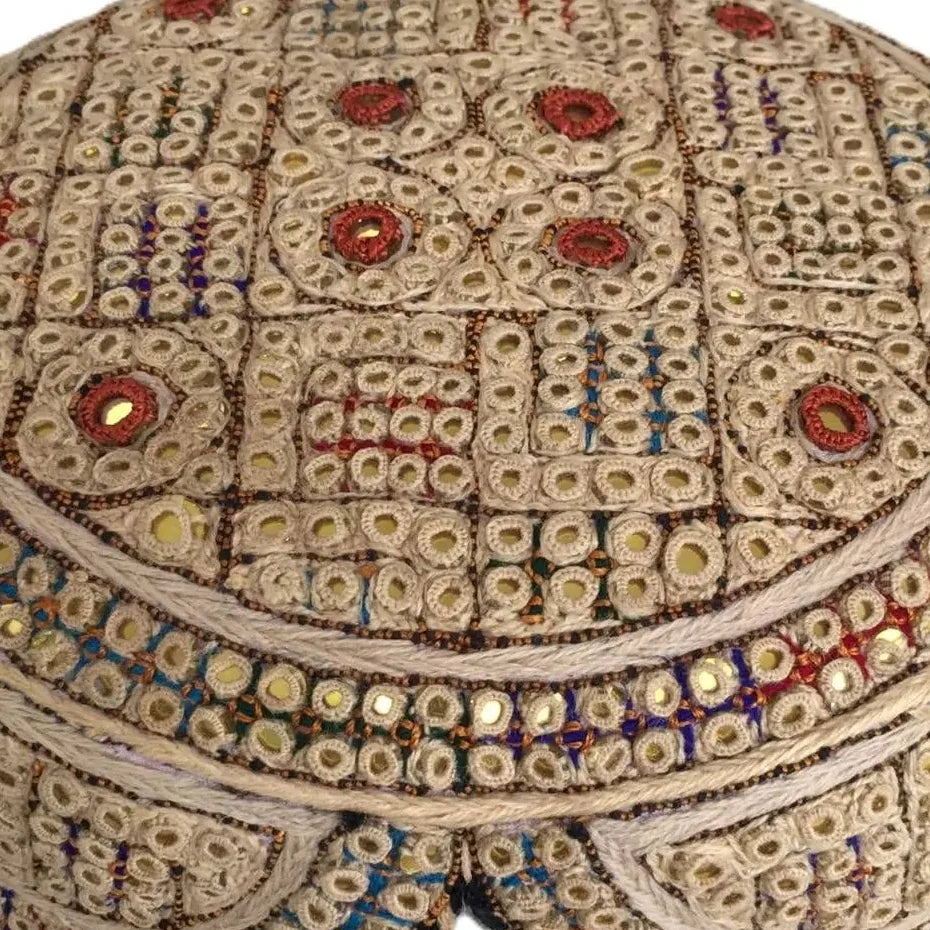 Sindhi Topi — No. 014 — detail