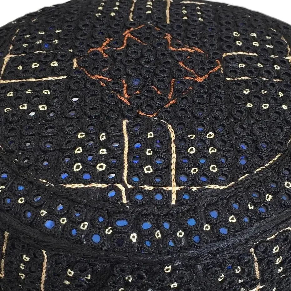 Sindhi Topi — No. 023 — detail