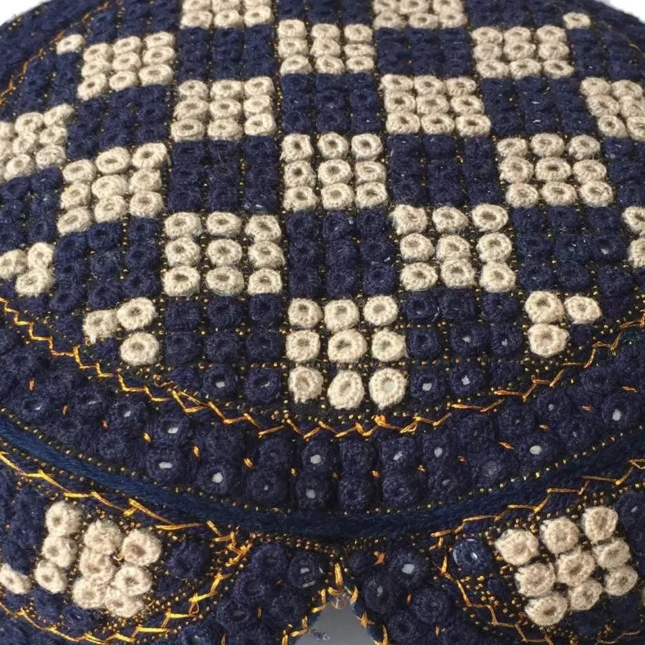 Sindhi Topi — No. 024 — detail