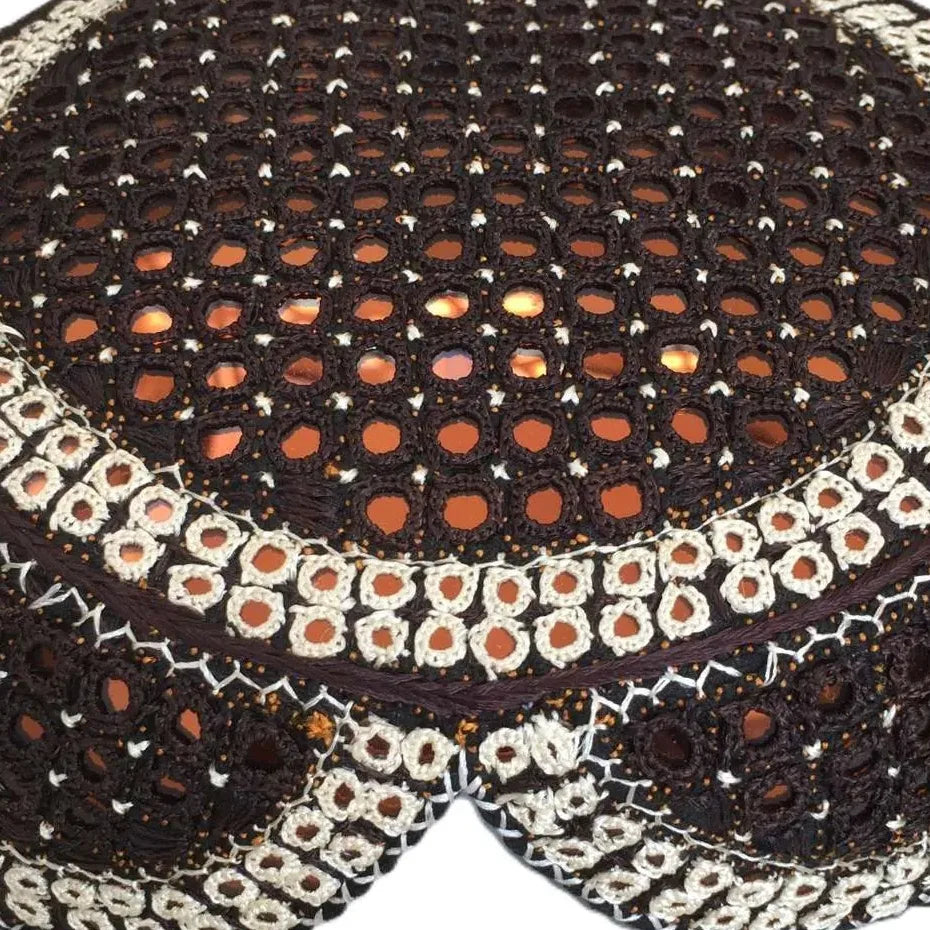 Sindhi Topi — No. 025 — detail