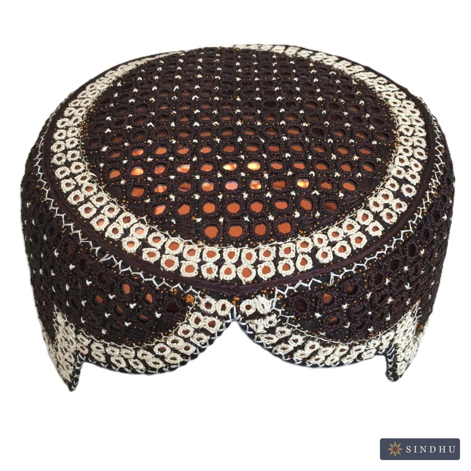 Sindhi Topi — No. 025