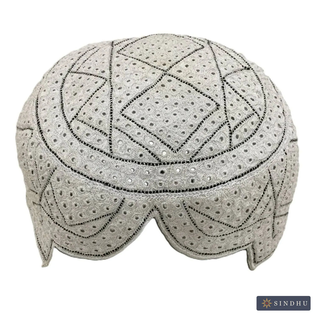 White Sindhi Topi — No. 028